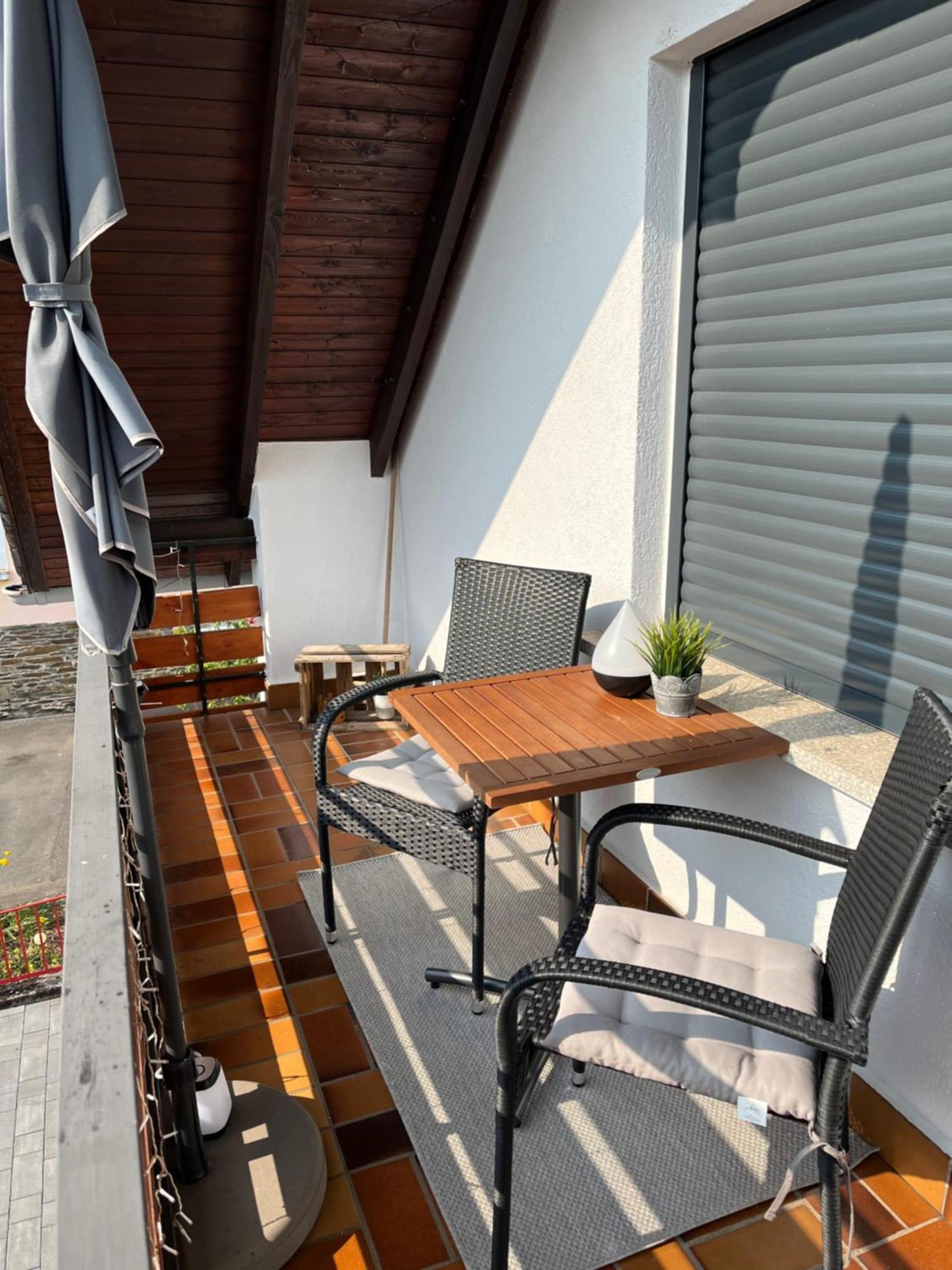 Ferienwohnung Christa Bullay Exterior foto